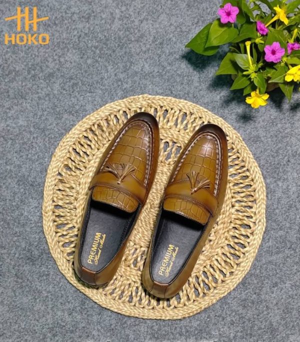 Textured Tassel Loafers